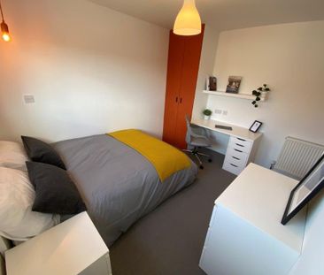 1 bedroom in a house share to rent - Photo 5