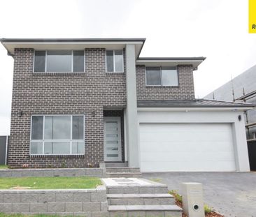 Sleek & Stylish 5 Bedroom Home - Photo 1