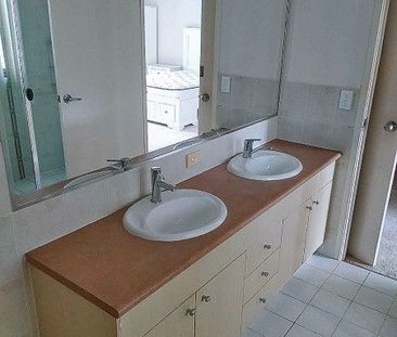 Create Listing - Photo 5