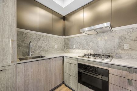 For Lease - 771 Yonge Street Unit# 2606, Toronto, Ontario - Photo 3