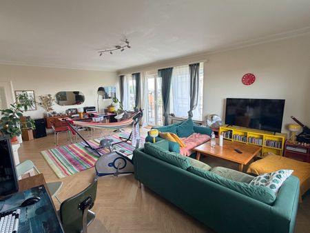 Ruim appartement met 3 slaapkamers op een topligging in Sint-Pieters-Woluwe. - Foto 2