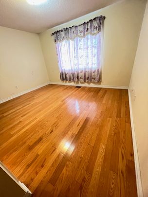 For Lease - 17 COYOTE Crescent, Toronto, Ontario - Photo 1