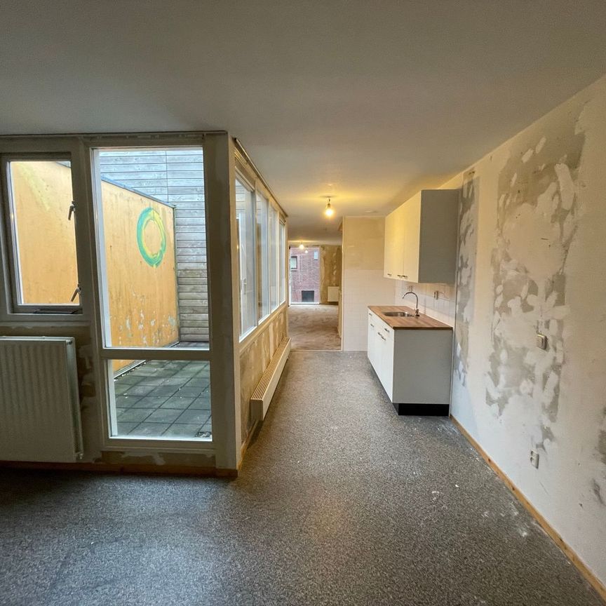 Huis te huur: C.J.K. van Aalststraat 46 1019 JZ Amsterdam - Photo 1