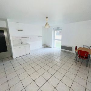 Location Appartement 1 pièce 28m² MACON 71000 - Photo 2