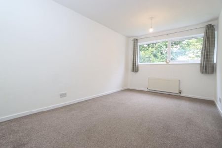 3 bedroom terraced house to rent - Photo 3