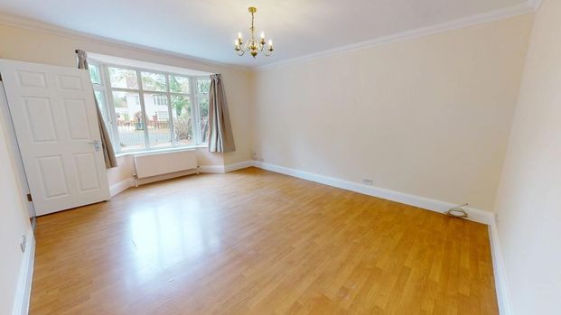 5 bedroom detached house to rent - Photo 1