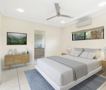 SPACIOUS FAMILY HOME IN SOUGHT AFTER LOCATION! - Photo 3