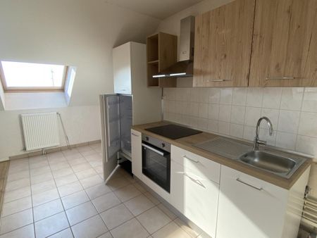Location Appartement 2 pièces 46m² LE CREUSOT 71200 - Photo 4