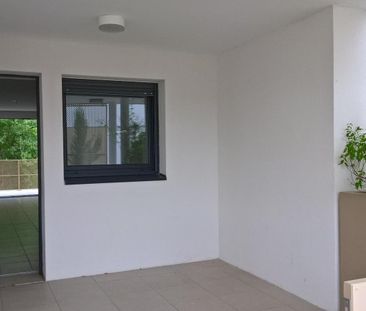 Location Appartement 3 pièces 63m² VILLENAVE D ORNON 33140 - Photo 3