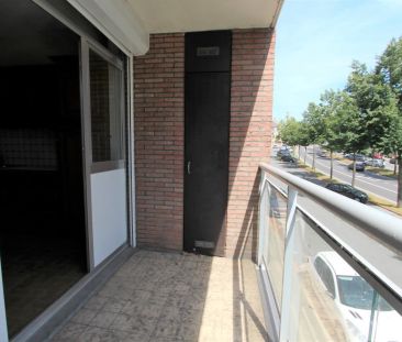 RUIM APPARTEMENT MET 3 SLAAPKAMERS EN GARAGE - Foto 5