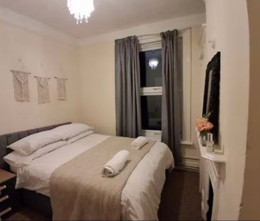 Room in a Shared Flat, Landguard Rd, SO15 - Photo 6