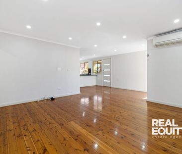 Neat & TIdy 3 Bedroom Home - Modern Features - Photo 1