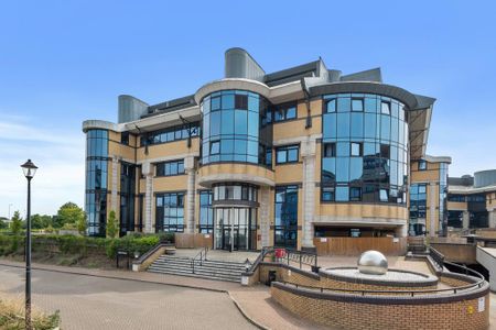 Studio to rent - Photo 5