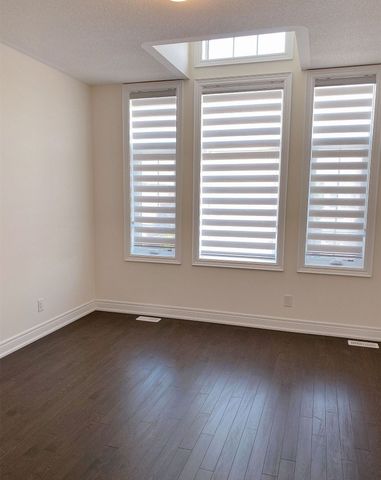 For Lease - 63 Blenheim Circle, Whitby, Ontario - Photo 5