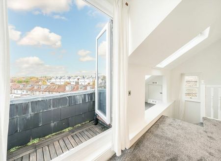 St. Quintin Avenue - Photo 4