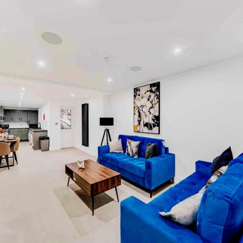 7 Beds 7 Baths - Photo 1