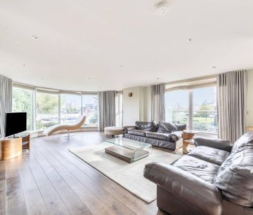 3 bedroom flat to rent - Photo 2