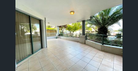 Huge Apartment - Super Location - Photo 4