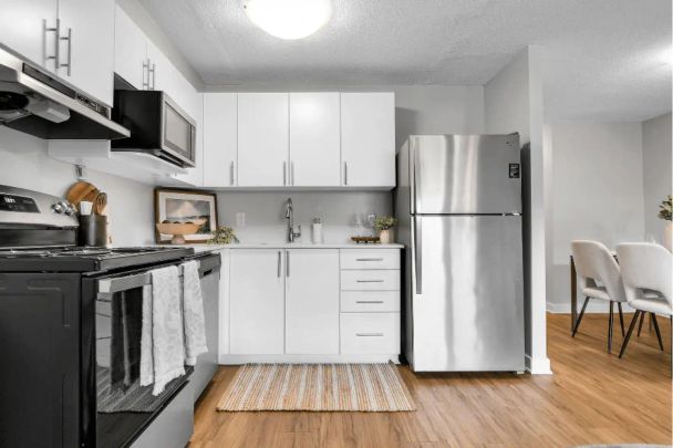 Navaho Apartments — Three Bedroom Suites - Photo 1