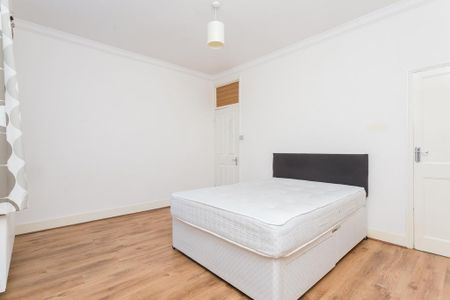 2 bedroom house to rent - Photo 2