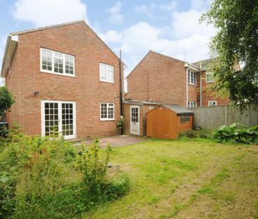 4 bedroom detached house to rent - Photo 1