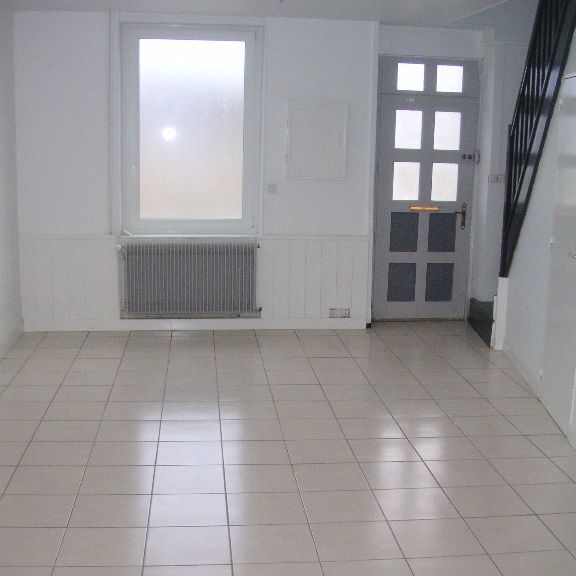 A louer maison type F3 - centre ville Carentan (50500) - Photo 1