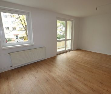 Helle 3-R mit offener Küche, Balkon und neuem Badezimmer! - Photo 5