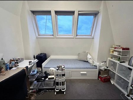 South Melbourne - Photo 3