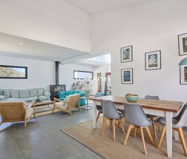 Maison à louer - Aix-en-Provence 6 pièces de 193 m² - Photo 4