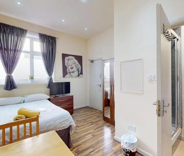 Studio to rent - Photo 5