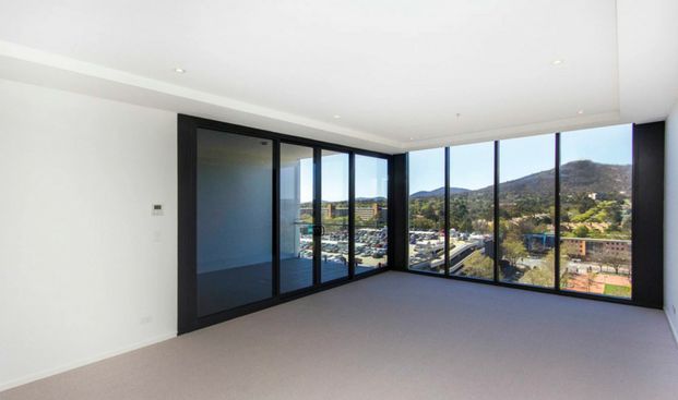 Manhattan on the Park - Photo 1