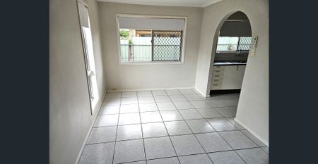 Family home in convenient location - Photo 4