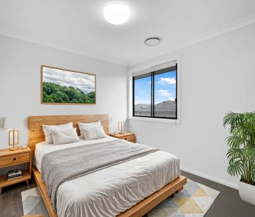 Modern & Sophisticated Home - Photo 6