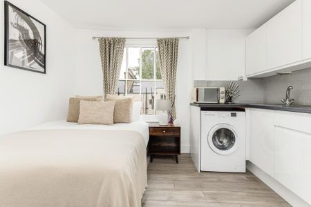 Studio to rent - Photo 2