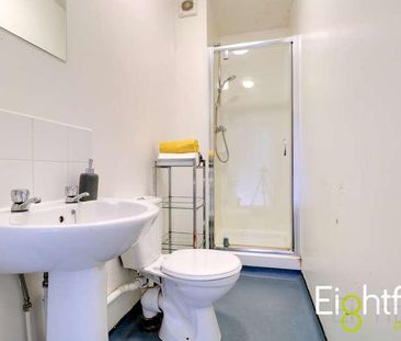 Elm Grove, Brighton, BN2 - Photo 2