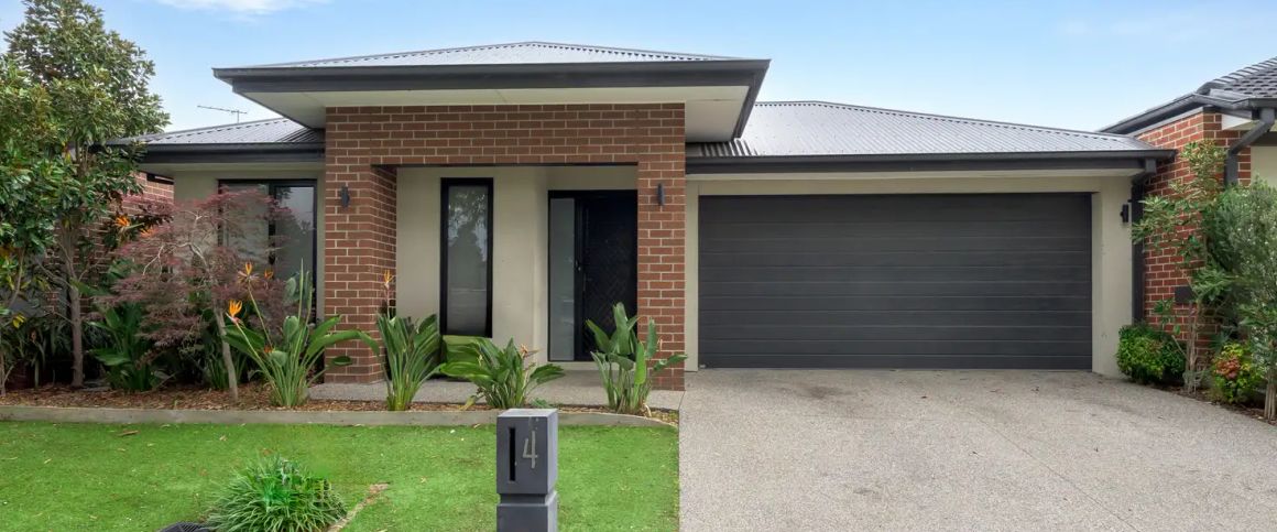 “Welcome home to family comfort in Doreen!” - Photo 1