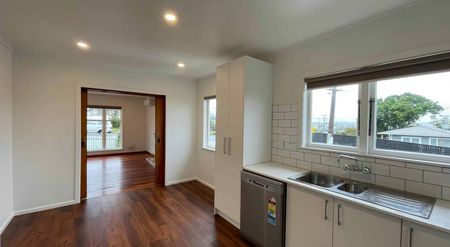 Recently Renovated Home in Great Location - Photo 5