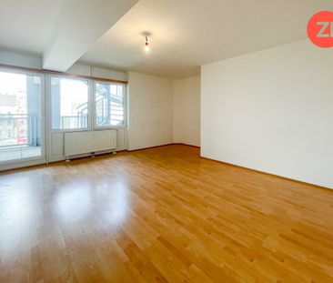 Schöne 2,5-Zimmer Wohnung inkl. Küche und Loggia - Linz Zentrum - Foto 1
