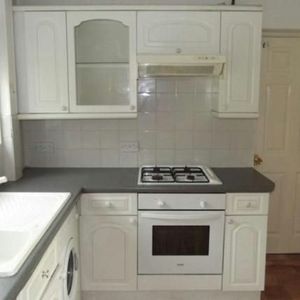 Semi-detached house to rent on - Photo 2