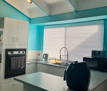 Shared Furnished 2 Bedroom Duplex Close To Griffith University - Photo 6
