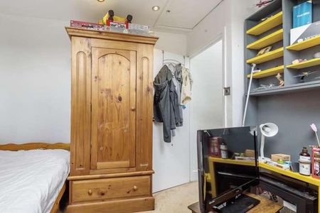 Park Crescent, Twickenham, TW2 - Photo 4