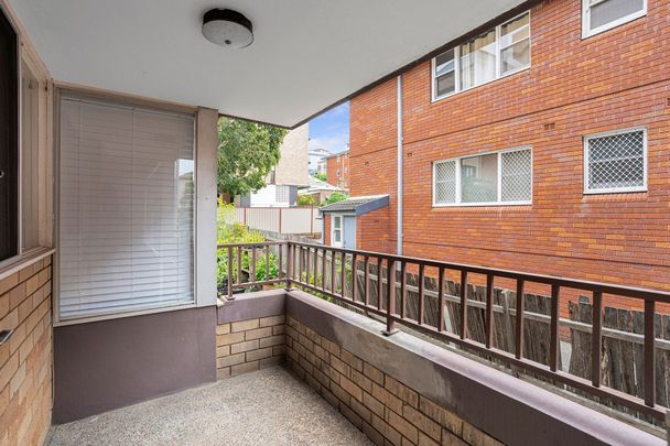 Neat Two-Bedroom Unit in the Heart of Hurstville - Photo 1