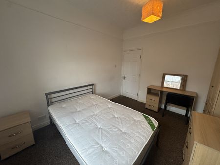 Eldon Street, The Groves - P2208 - Photo 5