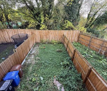 2 bedroom semi-detached house to rent - Photo 6