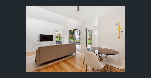 Fully Furnished Bright 2-Bedroom Home Plus Studio in Sandy Bay - Photo 1