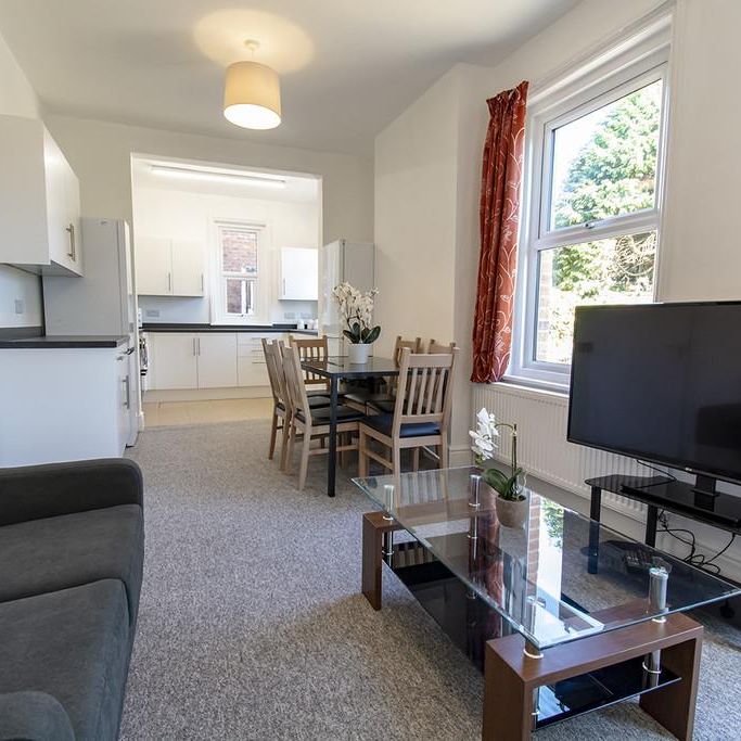 Bournemouth Alma Road Charminster, BH9, Dorset - Photo 1