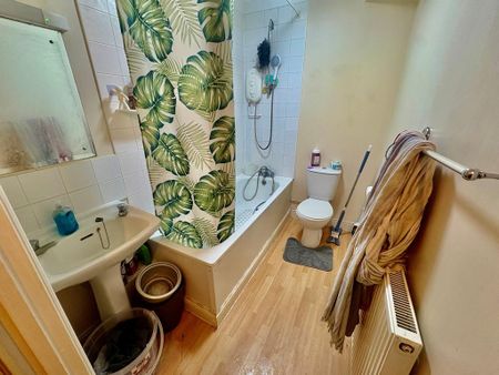 2 bedroom flat to rent - Photo 5