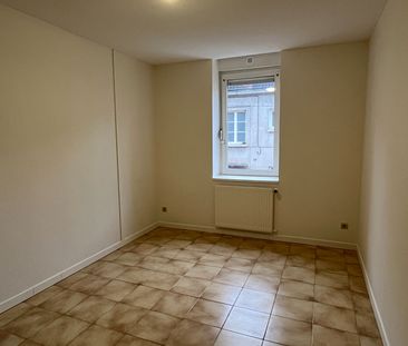 Location Appartement 5 pièces 89m² - Photo 4