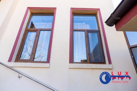 ID 9542 Casa in centrul orasului - DE INCHIRIAT - Photo 2