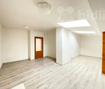 Pronájem podkrovního bytu 3+1 Broumov - Fotografie 6